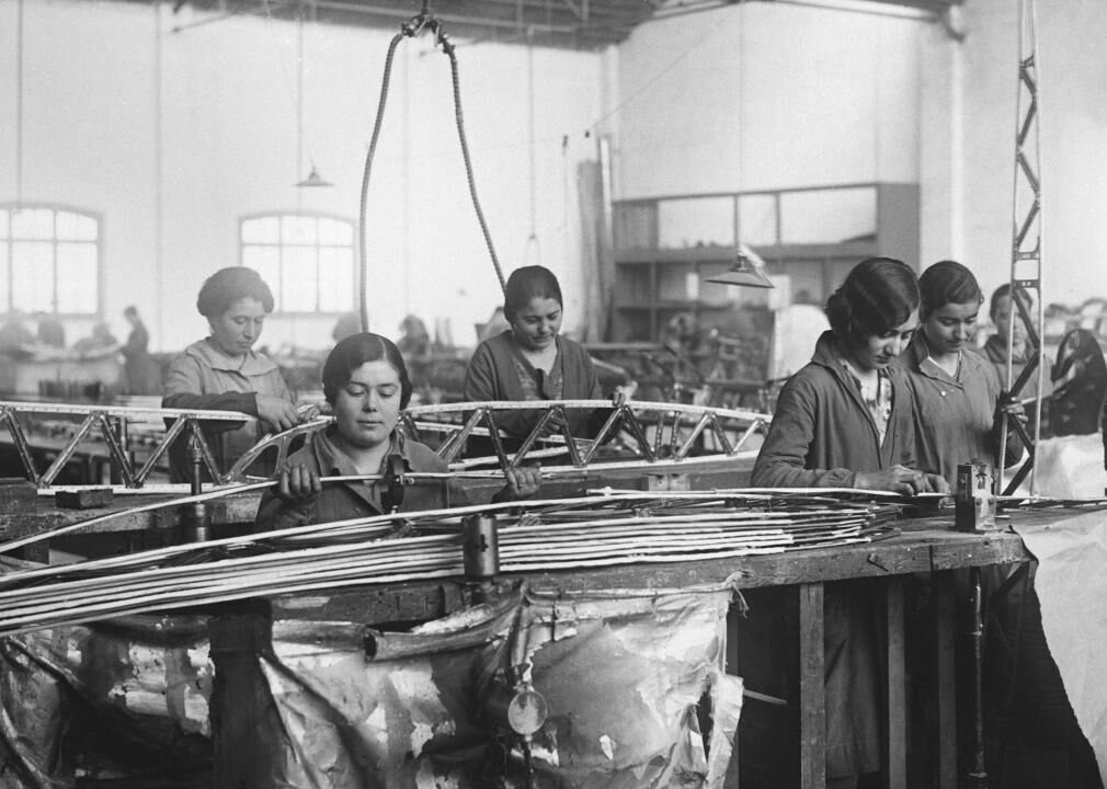 #41. Electrical machinery and supply factory operatives